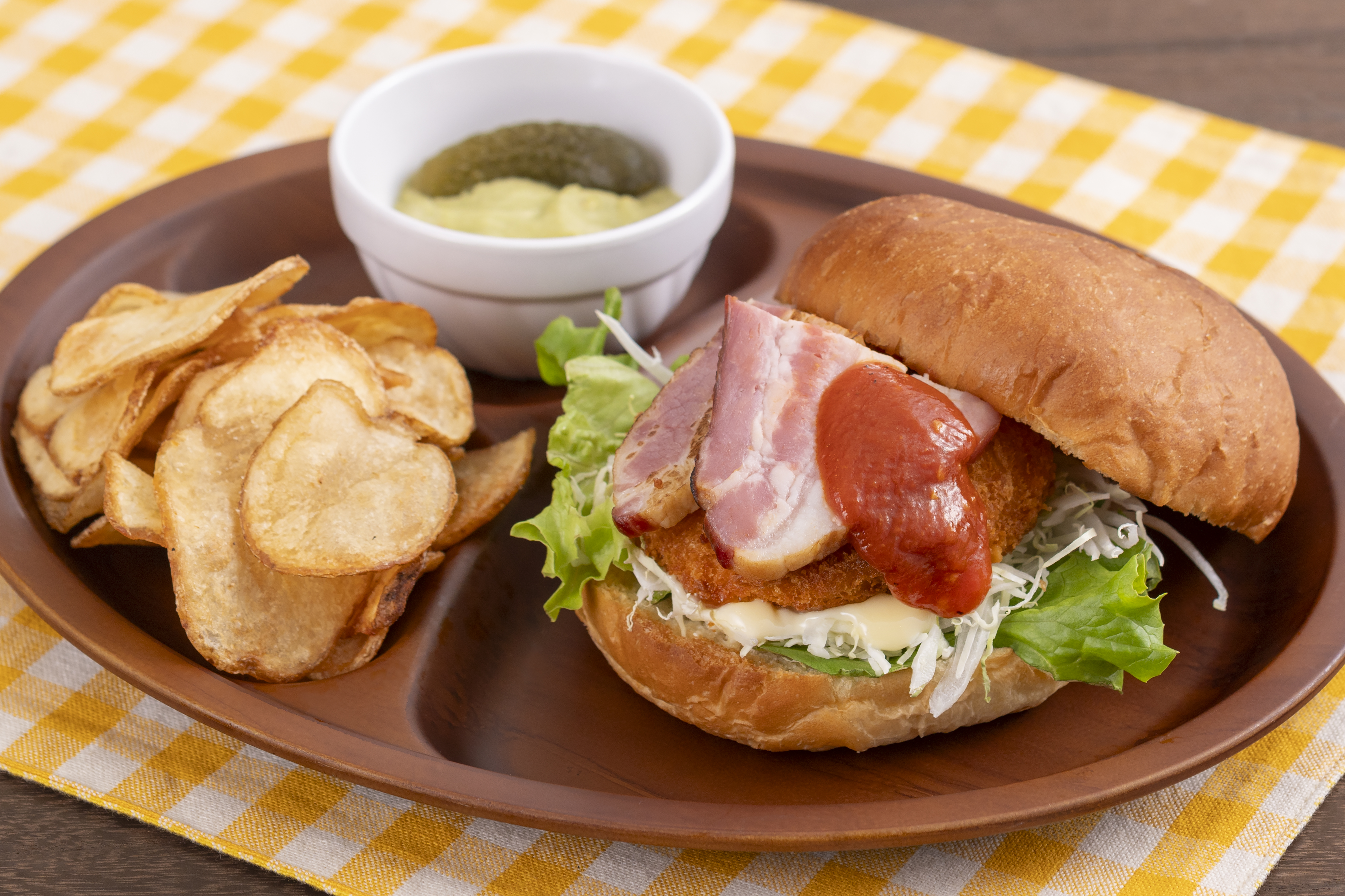 イースターバーガープレート