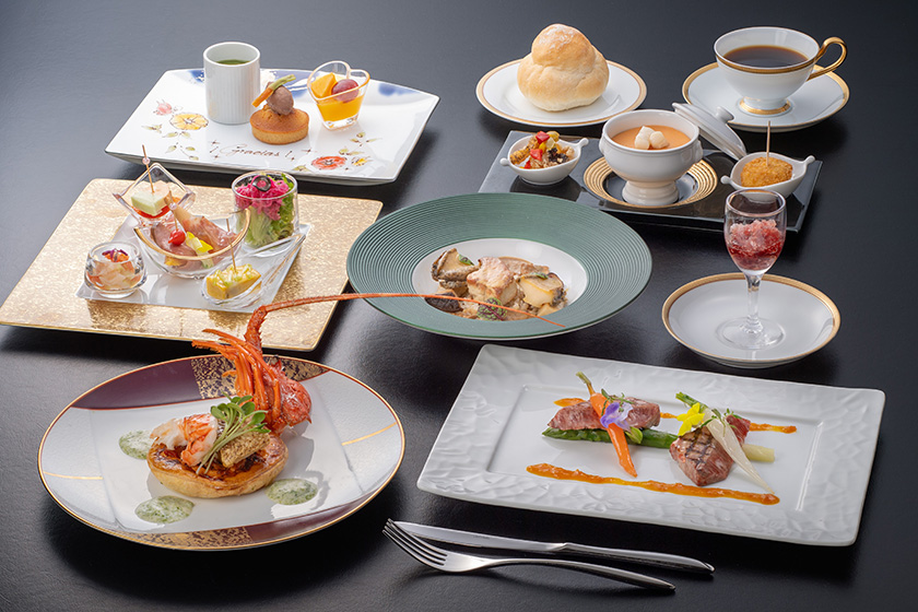 贅沢なスペイン料理のディナーコースのイメージ画像