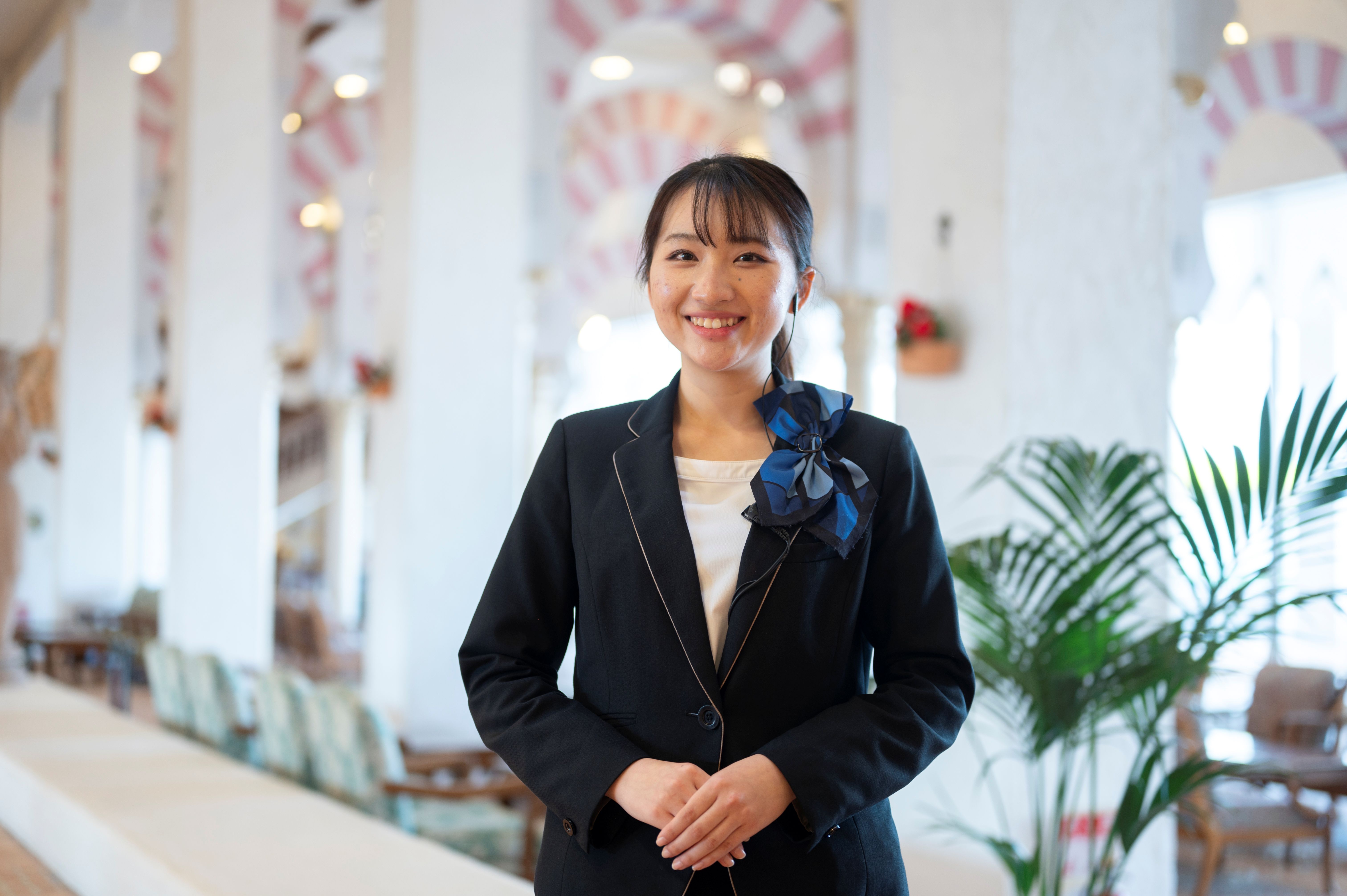 ホテル：接客・調理・その他